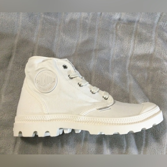Palladium Women’s Pampa Hi Star White Cavas Boot Size 9.5 - Picture 11 of 14